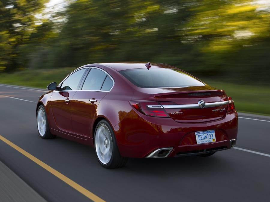  Buick Regal GS 2013 года  (фото 8 из 9)